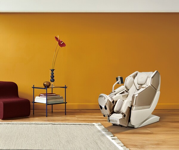 바디프랜드 콤팩트 듀얼 헬스케어로봇 '팔콘N'