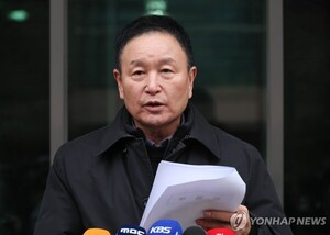 <b>허정무</b>, <b>정몽규</b> 회장 연임 심사 재검토 요청…대한체육회 반응 주목