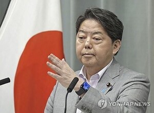 <b>트럼프</b> 발언 후폭풍… 일본, <b>미일안보조약</b> 신뢰 회복 노린다