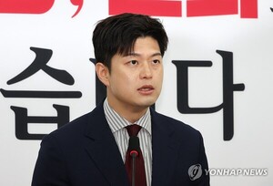<b>김용태</b>의 폭탄 선언… 국민의힘 개혁안 실행 <b>촉구</b>