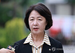 추미애 "<b>조희대</b> 대법원장 사퇴해야"… 사법 독립 <b>논란</b> 점화