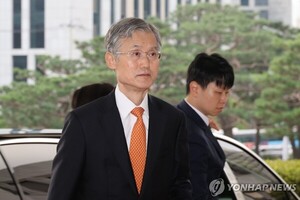 "<b>조희대</b> 대법원장의 <b>청문회 불출석 논란</b>… 민주당 강력 반발"
