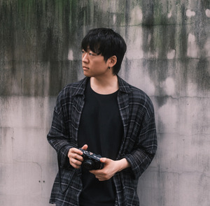 AI가 이미지를 만드는 시대, 사진은 사람의 맥락을 기록한다 - 뉴스 썸네일 이미지